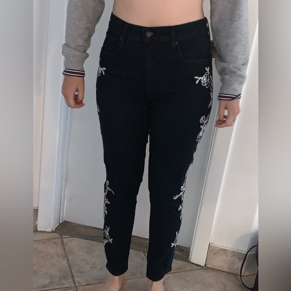 Levi’s women’s charcoal black embroidered flowers 721 high rise skinny 30 - Picture 2 of 15